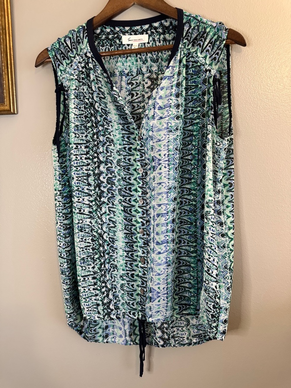 Two by Vince Camuto Abstract Print Tie Hem Sleeveless Blouse Medium - Picture 7 of 9